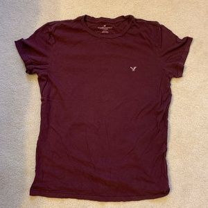 American eagle maroon tshirt
